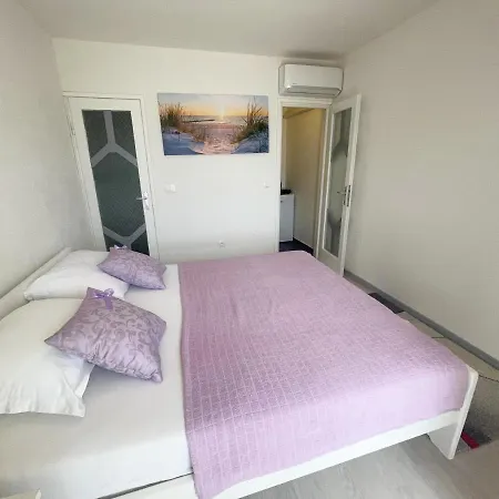 Apartmani Fabijan&Florijan Dramalj Exterior photo