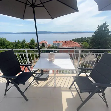 Apartmani Fabijan&Florijan Dramalj Exterior photo