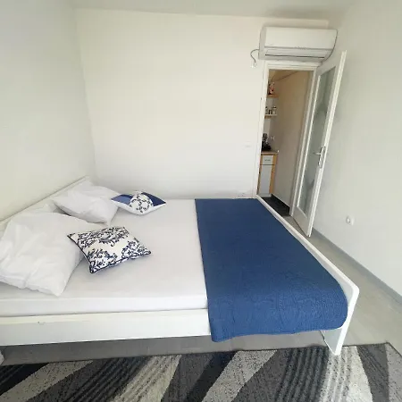 Apartmani Fabijan&Florijan Dramalj Exterior photo
