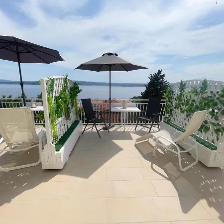 Apartmani Fabijan&Florijan Dramalj Exterior photo